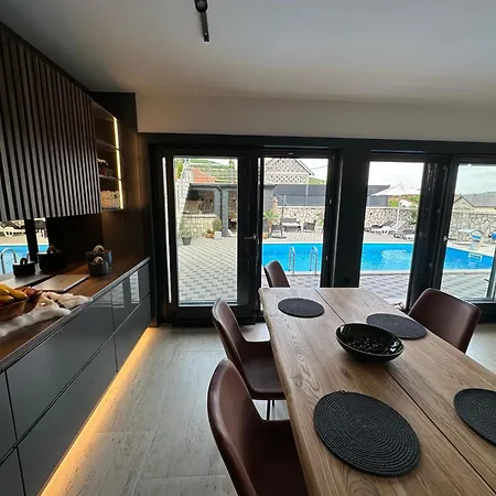 Coco Villa *