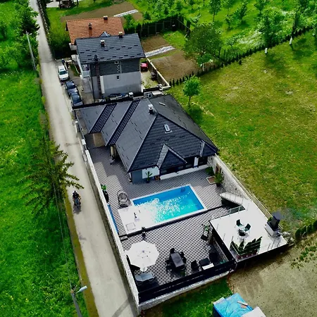 Coco * סראייבו