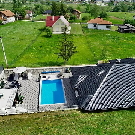 Coco * סראייבו